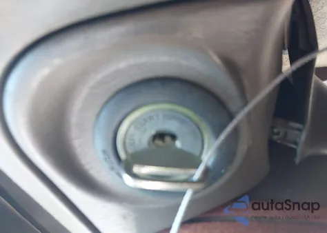 2000 Toyota Camry Le из США, поврежденный, VIN JT2BG22K8Y0519588